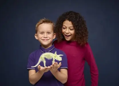 Glow-in-the-Dark Dinos Triceratops Skeleton - Image 2