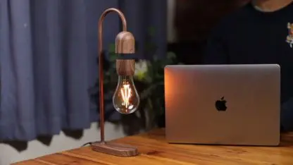 Evaro Lightbulb Lamp - Image 3