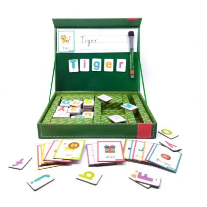 Svoora English Magnetic Set Play with the Words & Learn the Letters